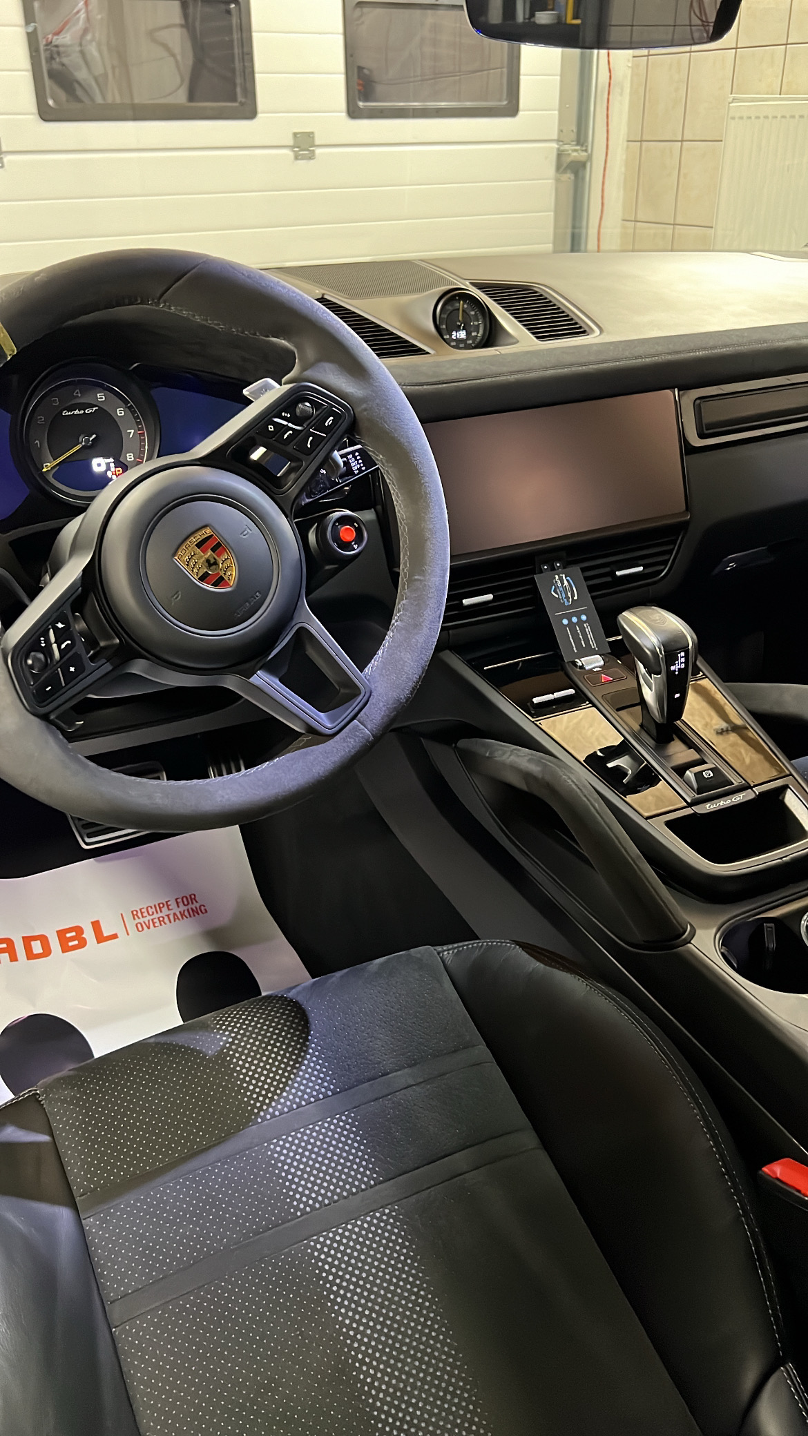 Porsche Cayenne Turbo GT Interior